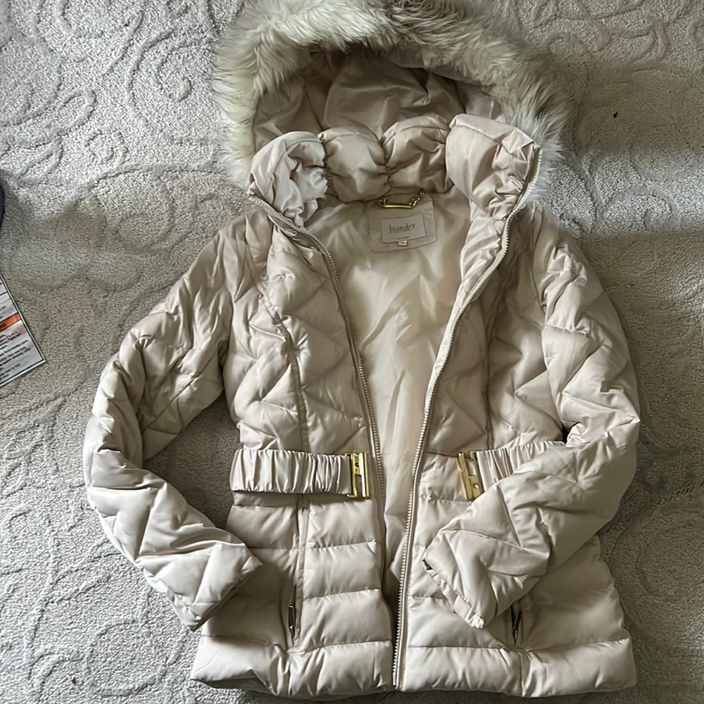 Laundry puff jacket great condition. Cream. Colored. Xs